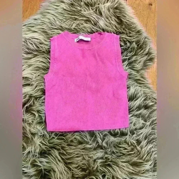 Zara Seamless Basic Tank Size S - Picture 6 of 9